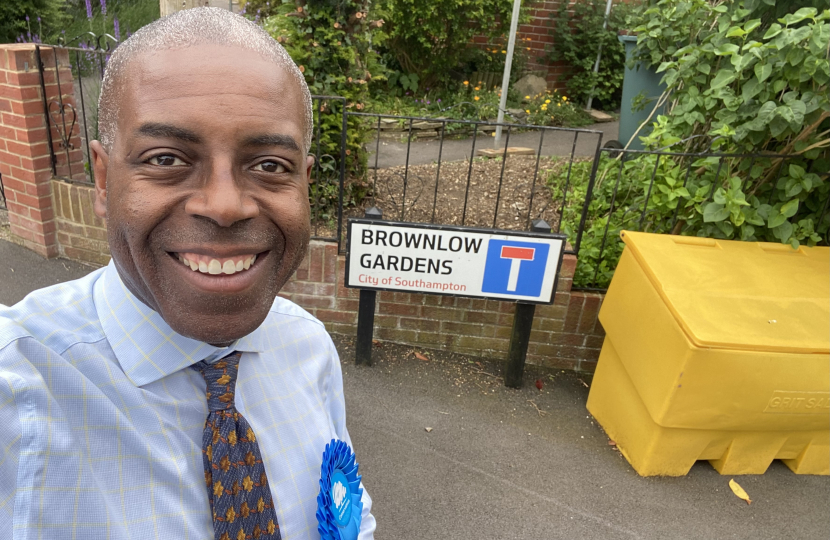 Sidney Yankson listening to residents in Peartree about the environment