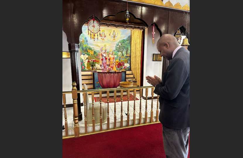 Sidney Yankson welcomed to the Vedic Society Hindu Temple in Southampton. Serving Southampton. Serving you.