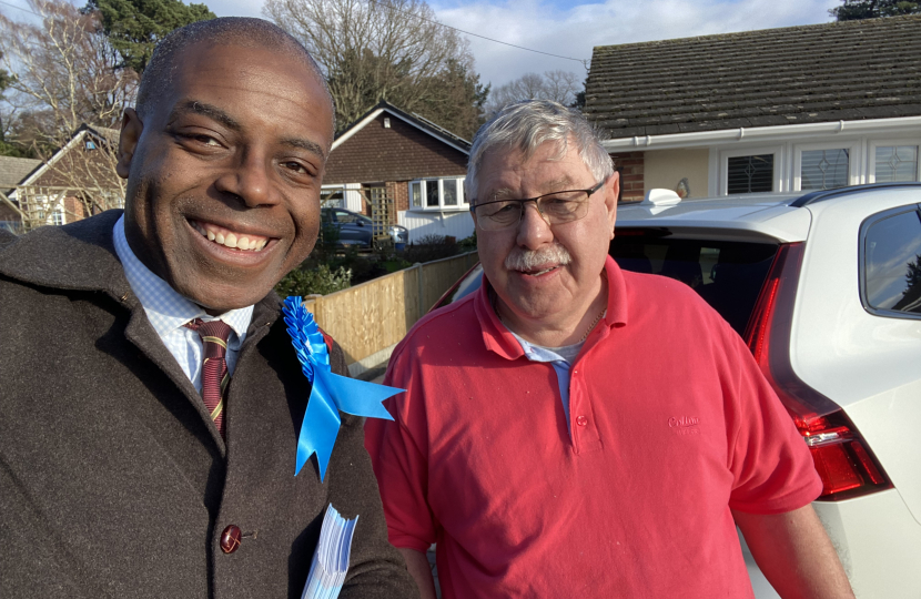 Sidney Yankson meeting residents in Beverley Heights, Bitterne Park