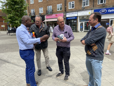 Sidney Yankson listening to residents at Bitterne Precinct