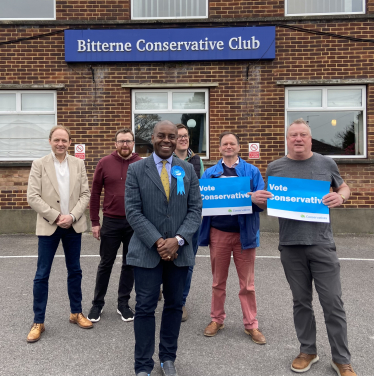 Sidney Yankson meeting at Bitterne Conservative Club before canvassing residents in Mountain Ash Close