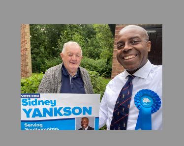 Sidney Yankson meets 91 year old army veteran on 80th Anniversary of D-Day